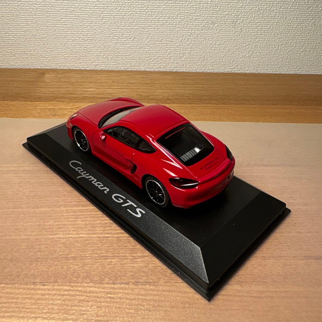 ミニチャンプス　ポルシェ　981 ケイマン　GTS 1/43 ミニカー　レッド