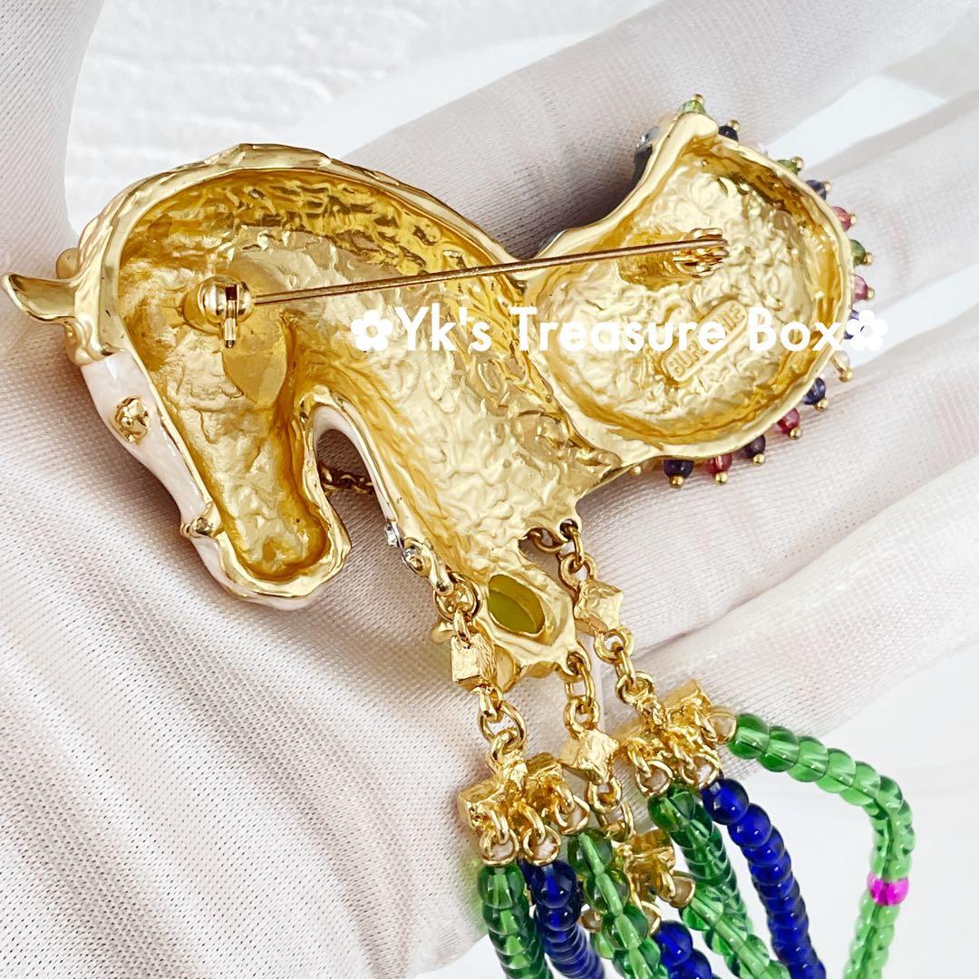 Z284/マットゴールド エナメル 馬 ホース瑠璃ビーズタッセルブローチ