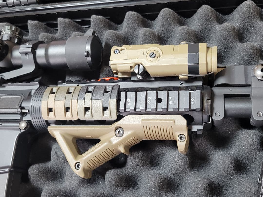 東京マルイ 次世代電動ガン SOPMOD M4 カスタム ハードケース付