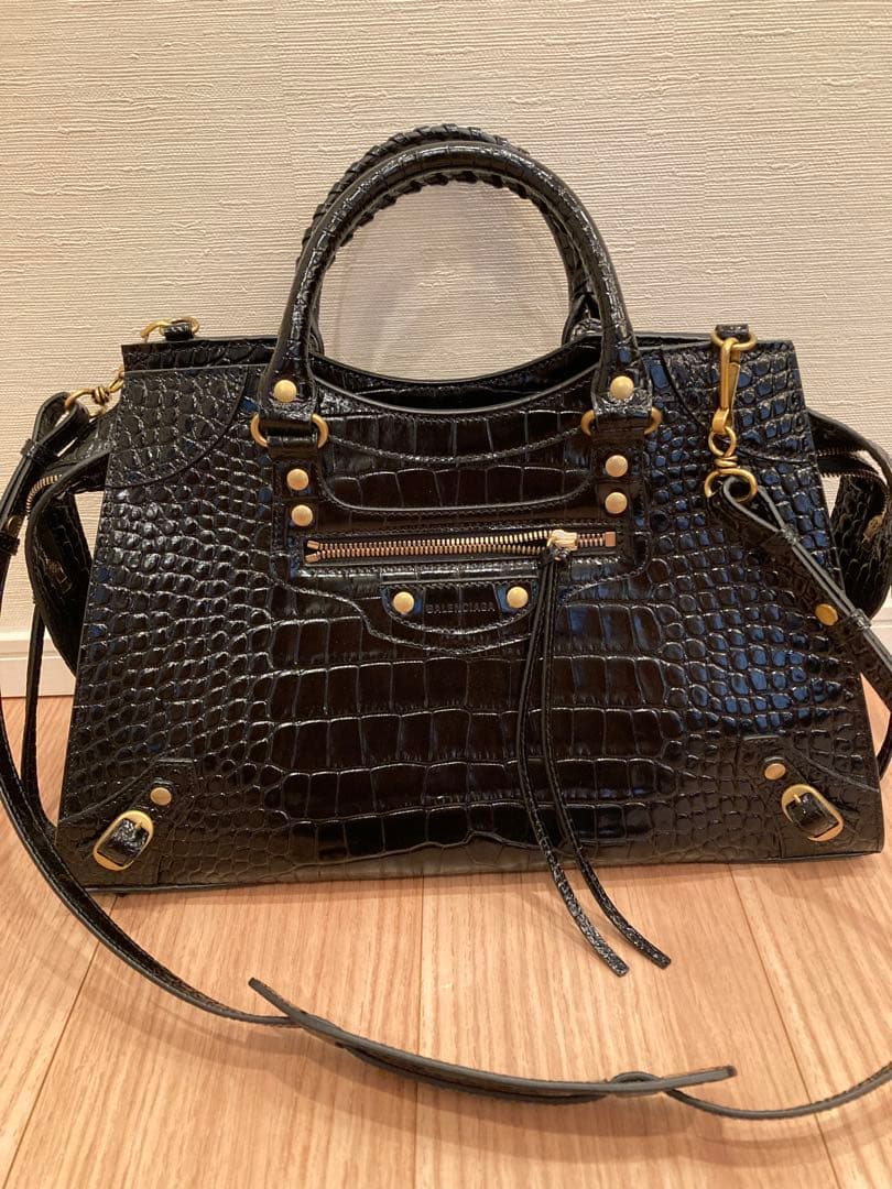 バレンシアガ　バッグ