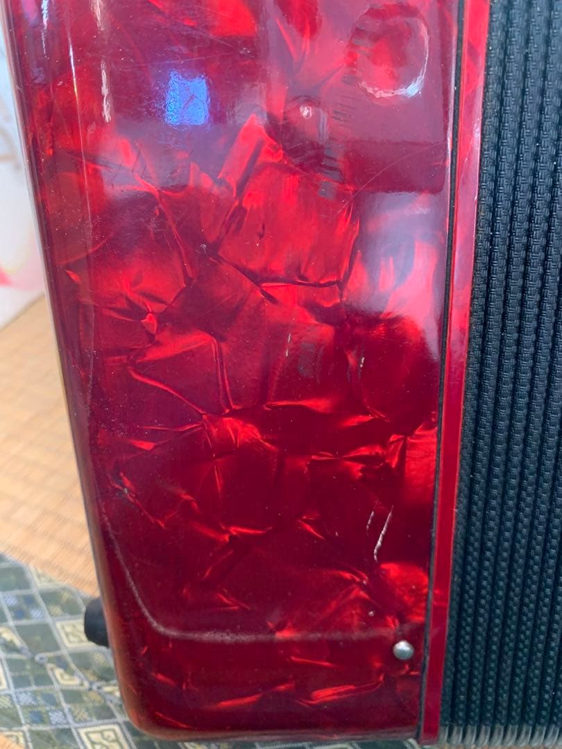 ヤマハアコーディオン　YA-18 30鍵　8905 赤