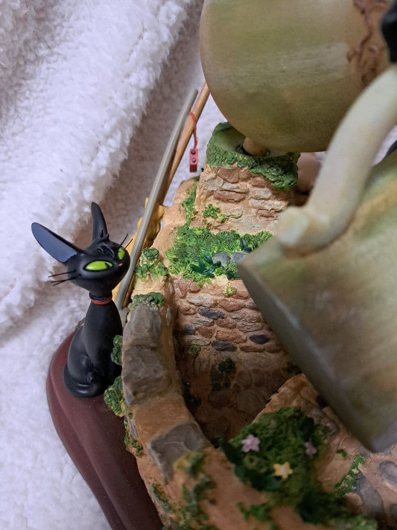 ジブリ　魔女の宅急便　ウォーターガーデン　不思議な水辺