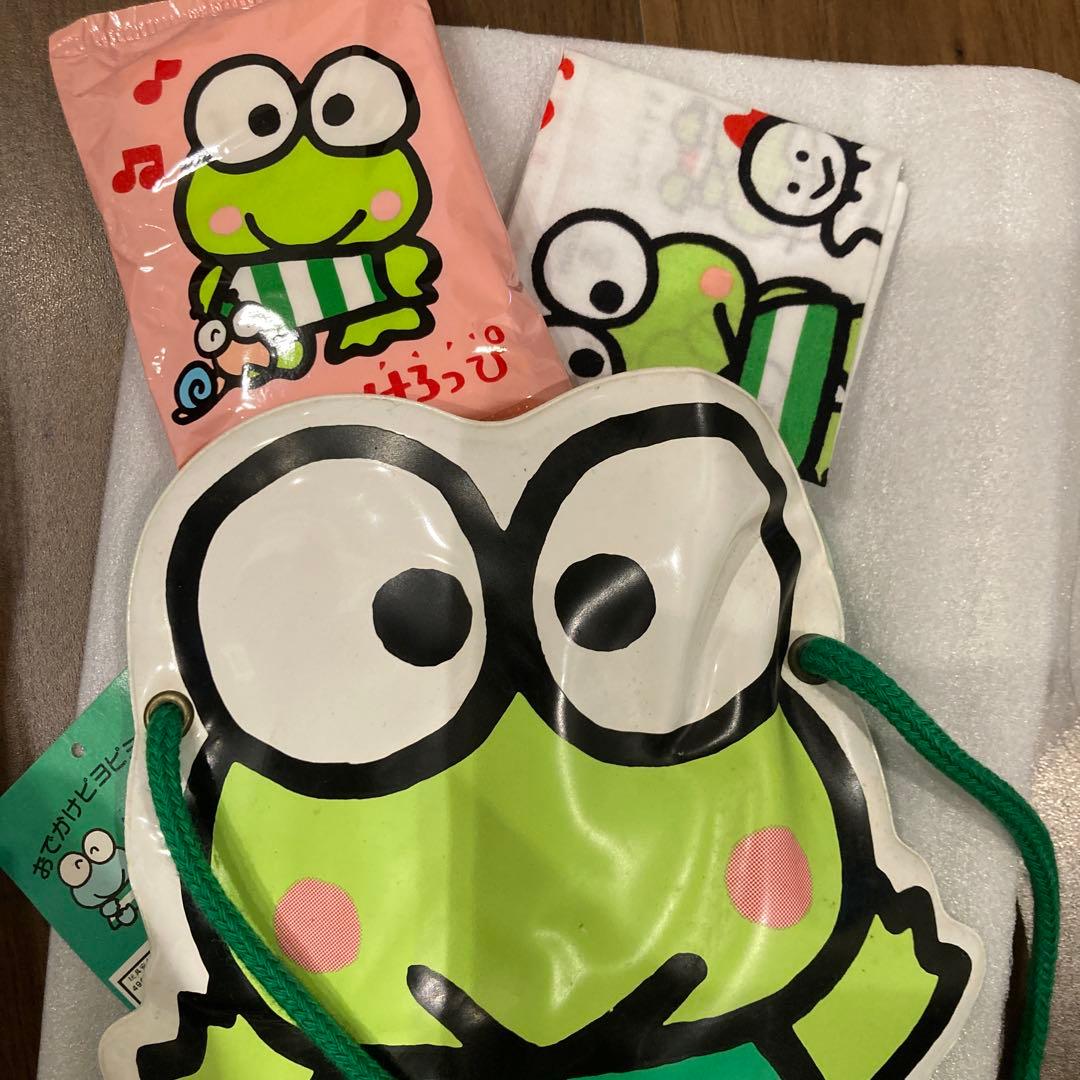 昭和レトロけろけろけろっぴ　おでかけピヨピヨポーチ