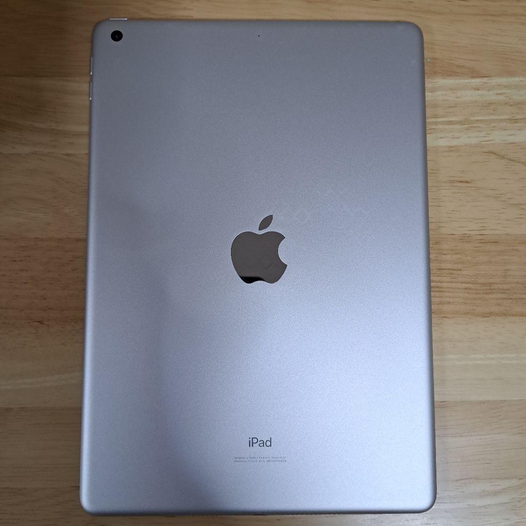 iPad (第7世代) シルバー 32GB　WiFiモデル