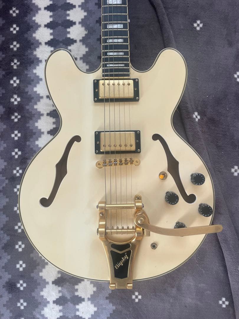 Epiphone ES-355 ホワイト　ギター