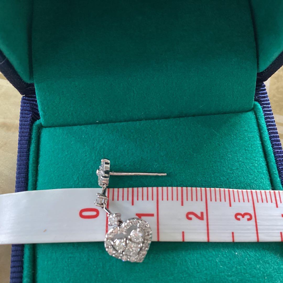 K18WGダイヤモンドピアス　1ct