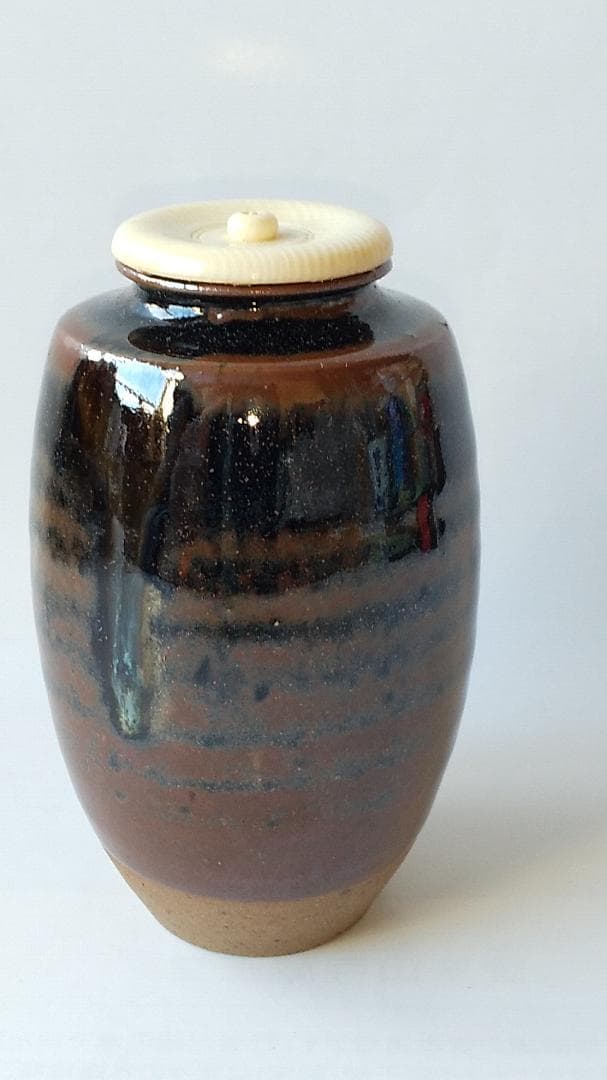 松本鉄山 松本鐵山 古瀬戸 茶入 仕覆 共箱 茶道具 茶入 新品 未使用 です。