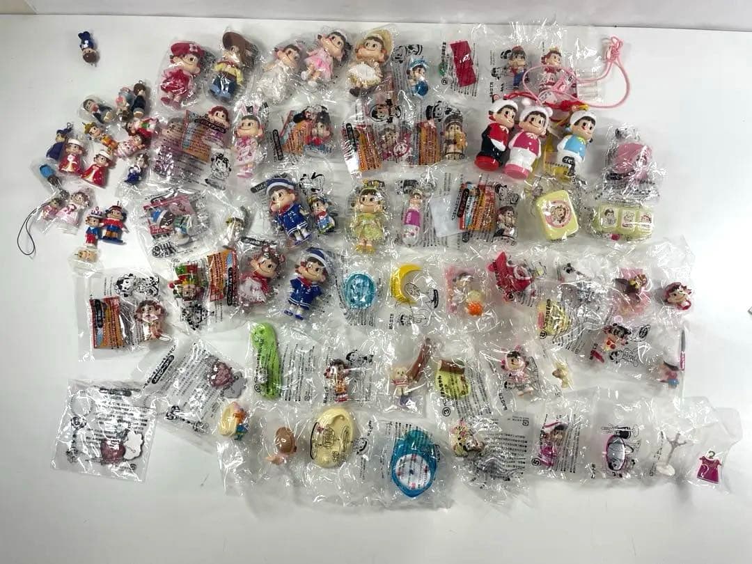 ア*ビ様 ペコちゃん グッズ キーホルダーセット 大量 引退セット