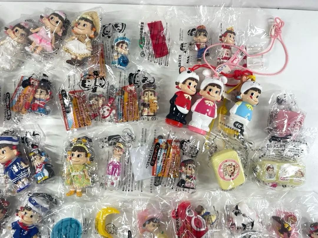 ア*ビ様 ペコちゃん グッズ キーホルダーセット 大量 引退セット