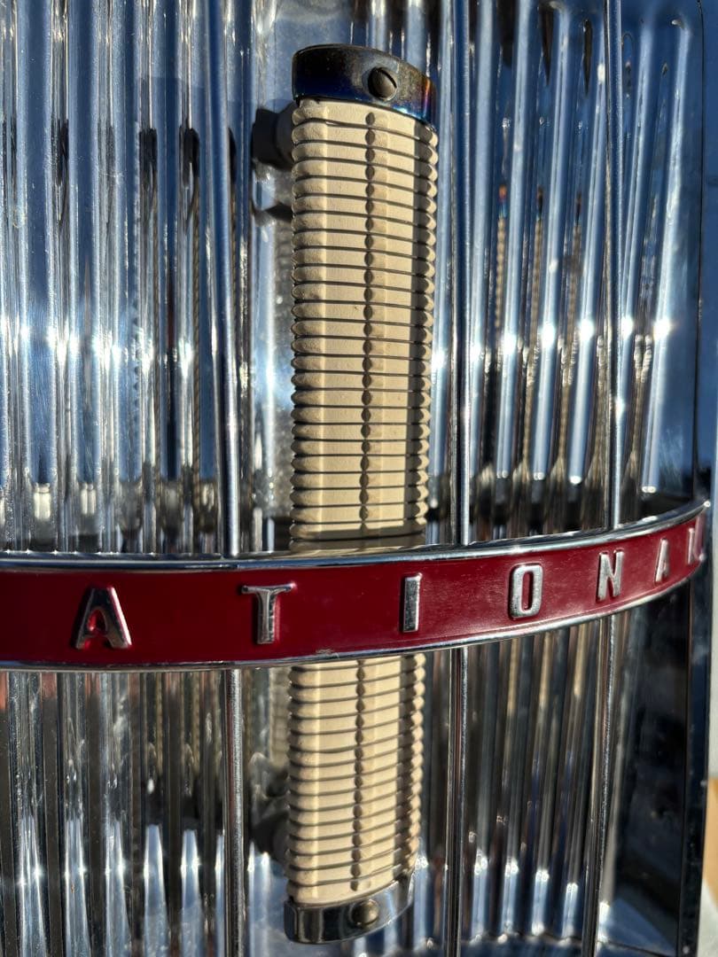 ナショナルの可愛いレトロな三角パネル電気ストーブ　作動品　NATIONAL 希少