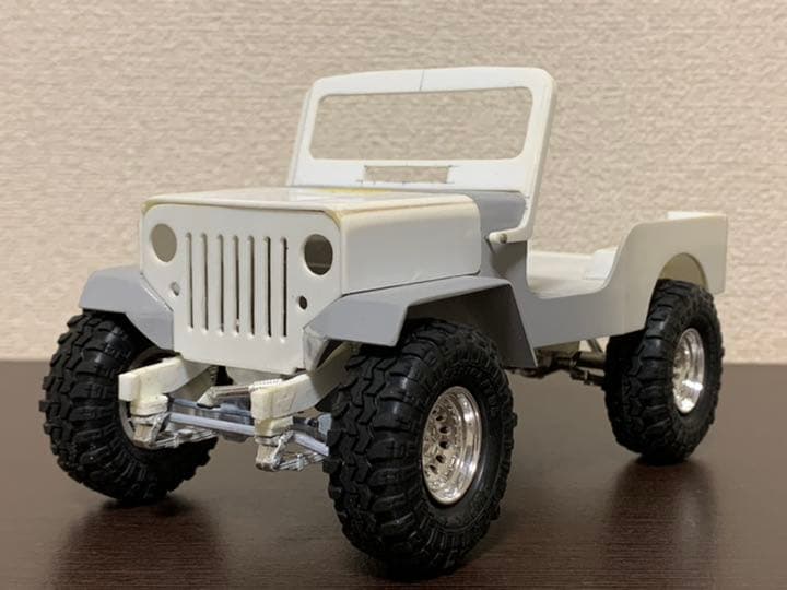 1/24　製作中　JEEP　ジープ　J57　J58