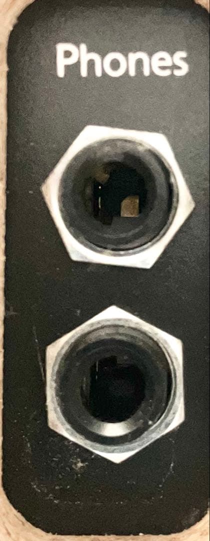 【美品】Roland 電子ピアノ F-120WH【無料配送可能】