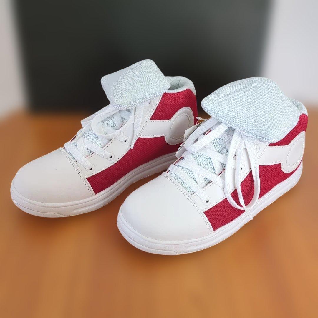 名探偵コナン　シューズ　キック力増強シューズ 赤色23.0cmEE　新品未使用