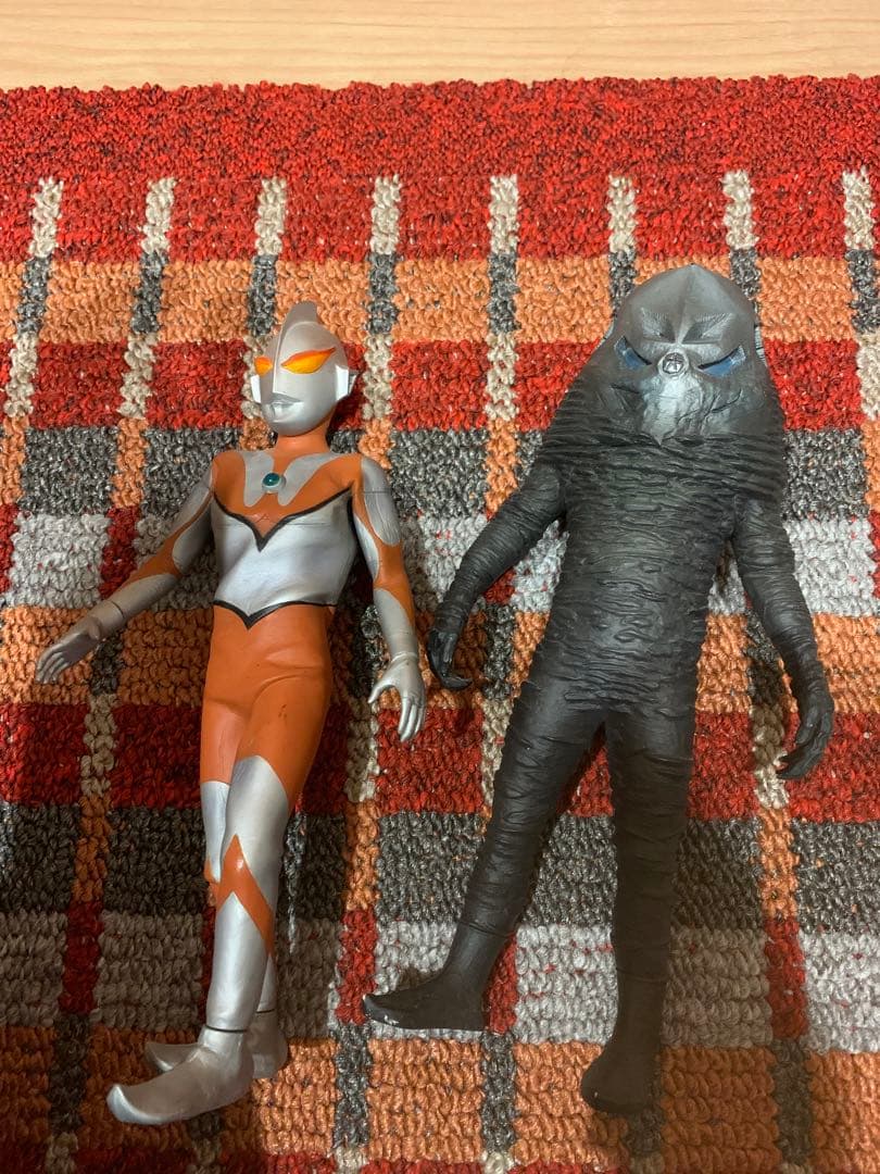 エクスプラス にせウルトラマン&ザラブ星人 ナイトカラーVer.セット