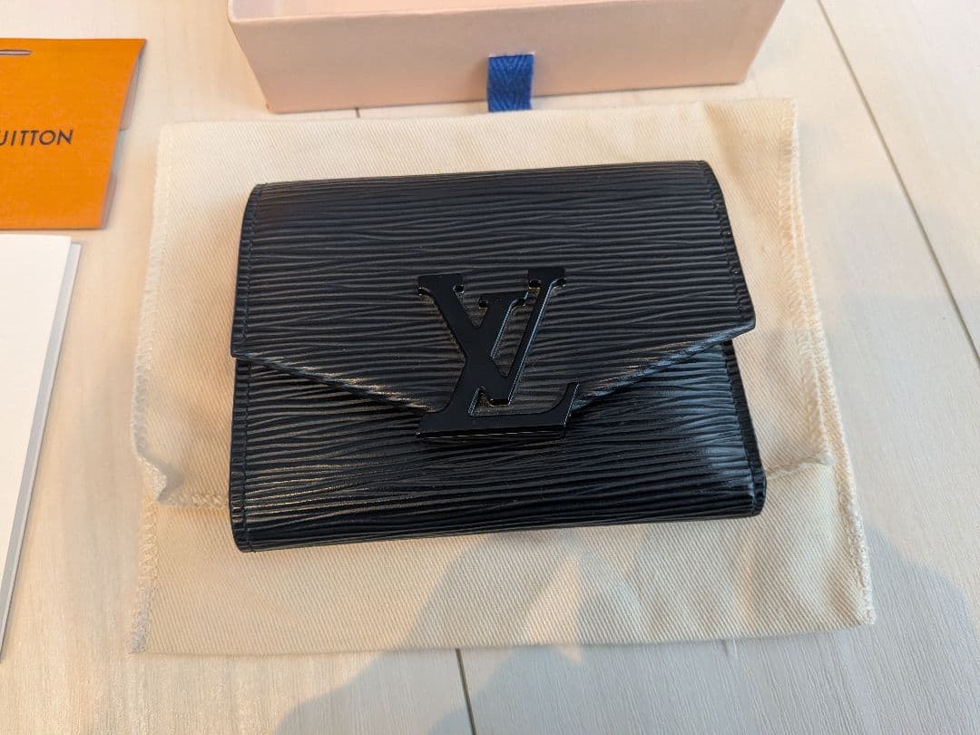 LOUIS VUITTON ポルトフォイユヴィクトリーヌエピレザー最終値下げ‼️