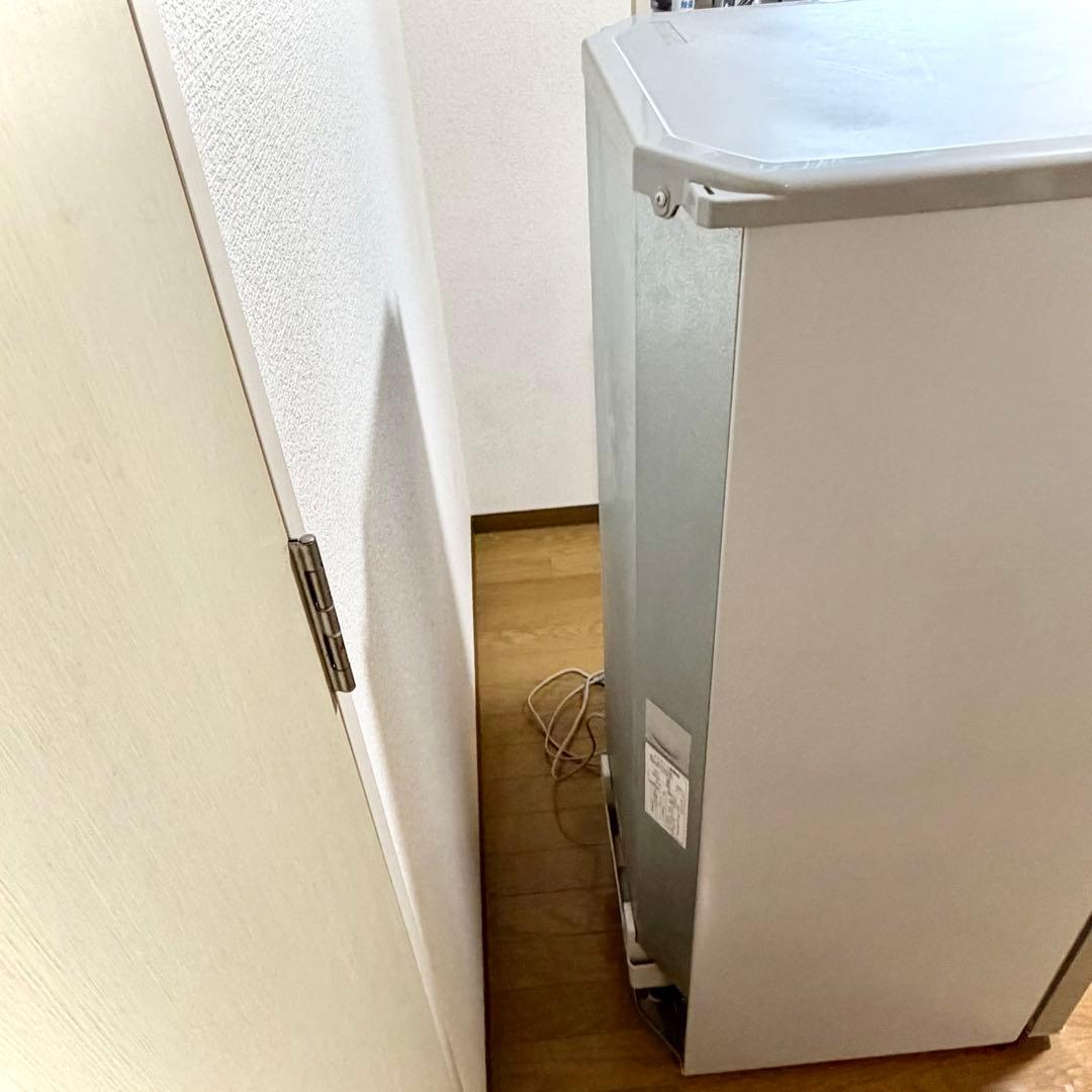 【送料込・美品】三菱冷蔵庫 1人暮らしサイズ 2016年製 MR-P15Z-S