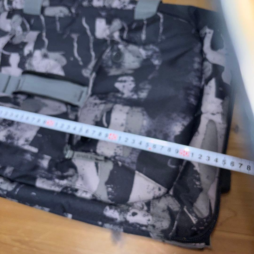 OAKLEY 迷彩柄 キャリーケース