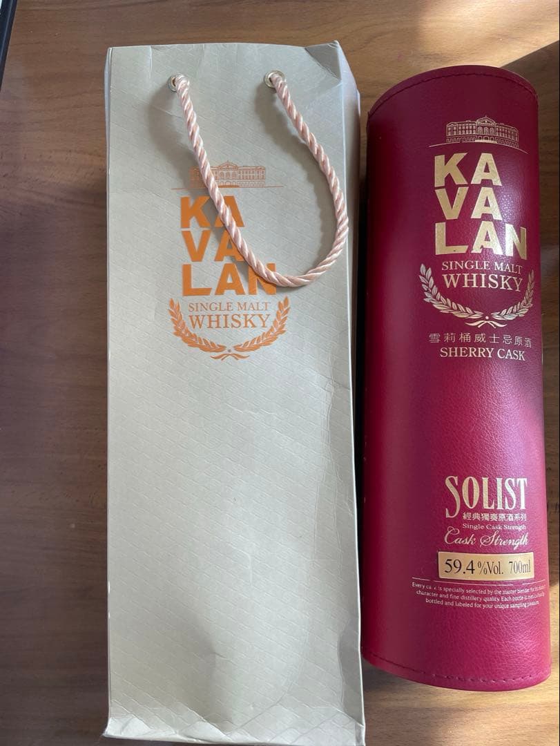 未開封 KAVALAN SOLIST シングルモルトウイスキー 700ml