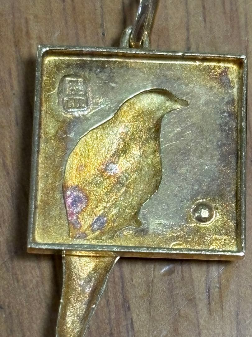 ペンダントトップ　18金　鳥