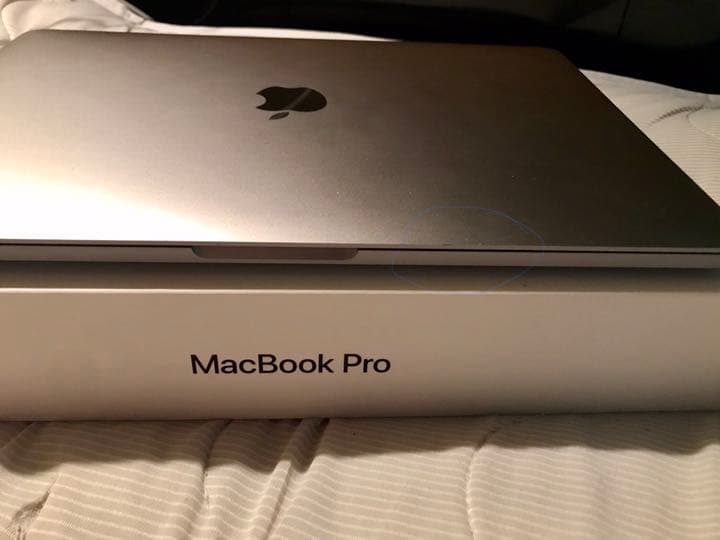 MacBook Pro 2017 13inch モデル A1708 128GB