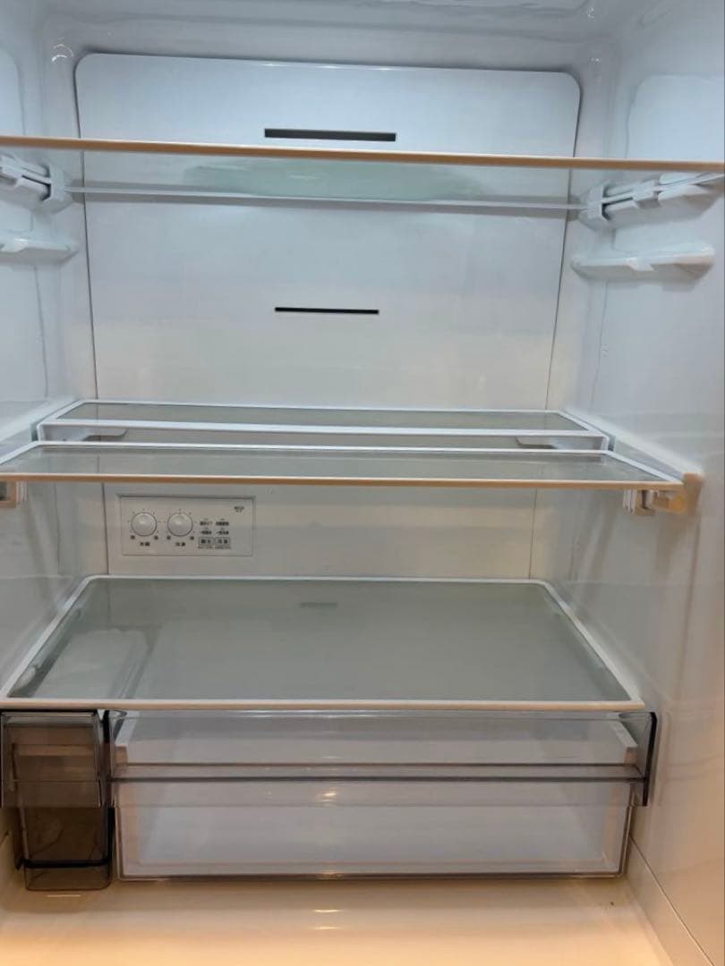 TOSHIBA GR-T33SC 冷蔵庫 326L 2022年製