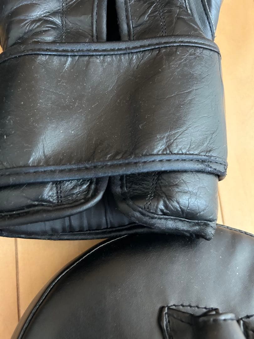 イサミ　キックボクシングセット　レガース　グローブ　プロテクター　ミット