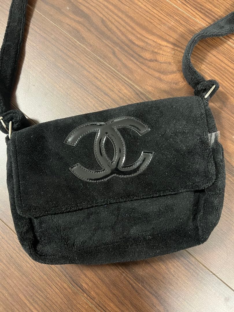 CHANEL ロゴショルダー パイル ビュティーノベルティ シャネル