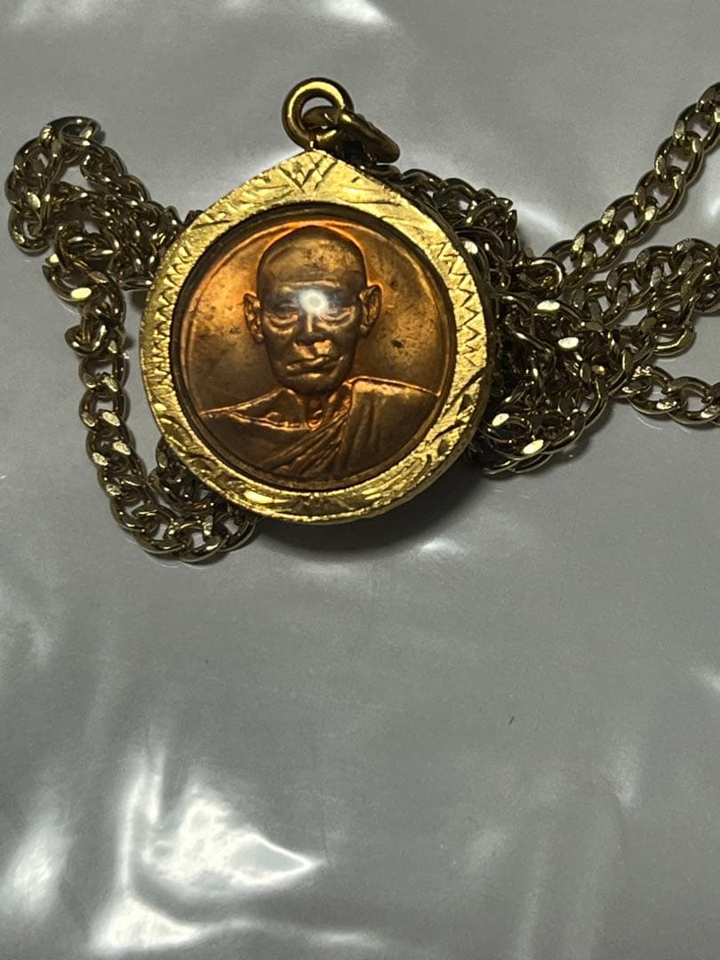 タイで人気のタイ仏像。