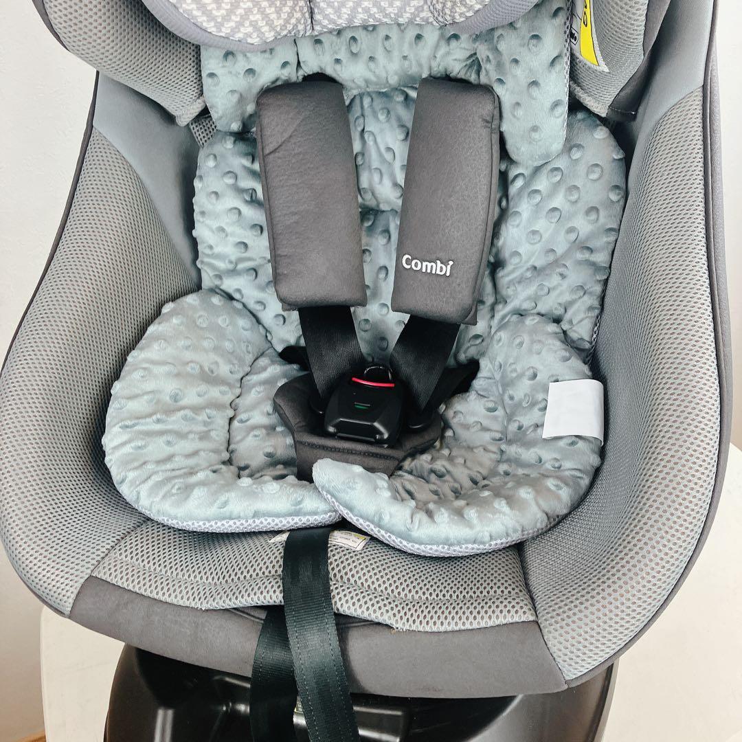 コンビ　クルムーヴ　JN-570　チャイルドシート ネイビー　ISOFIX