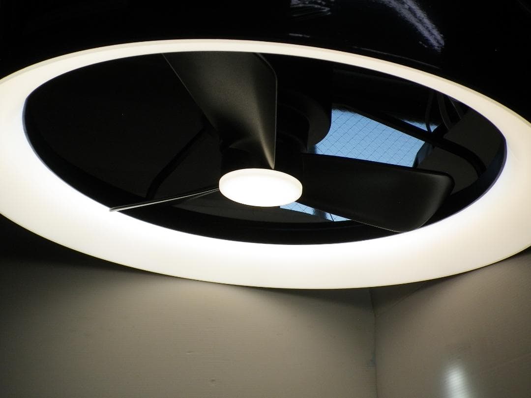 ARTIKA LEDシーリングファン FAN-AUR-C4BL ファンデリア