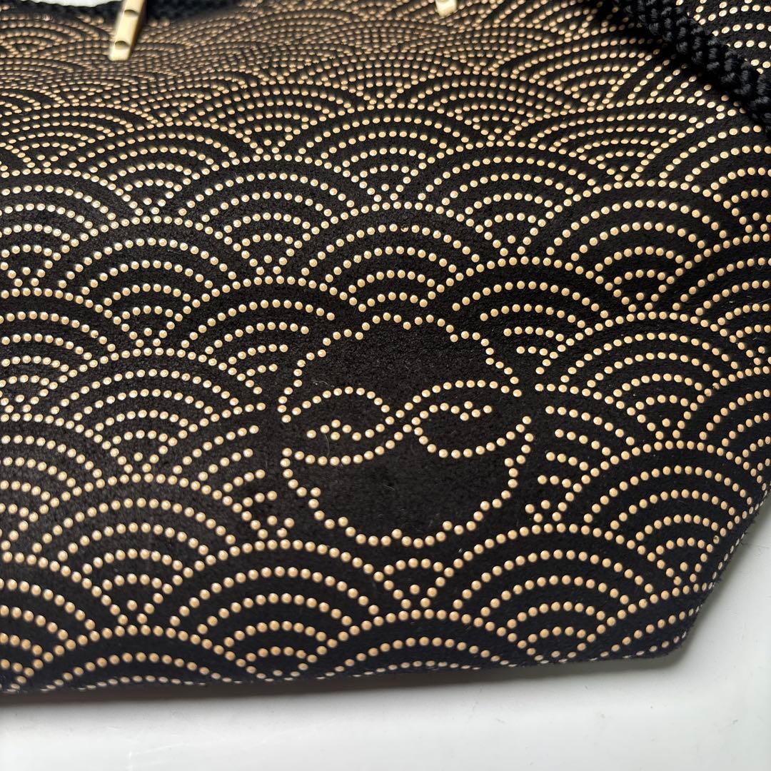 印傳屋　巾着袋　信玄袋　鶴銀杏と青海波文　甲州印伝　鹿皮　木箱付