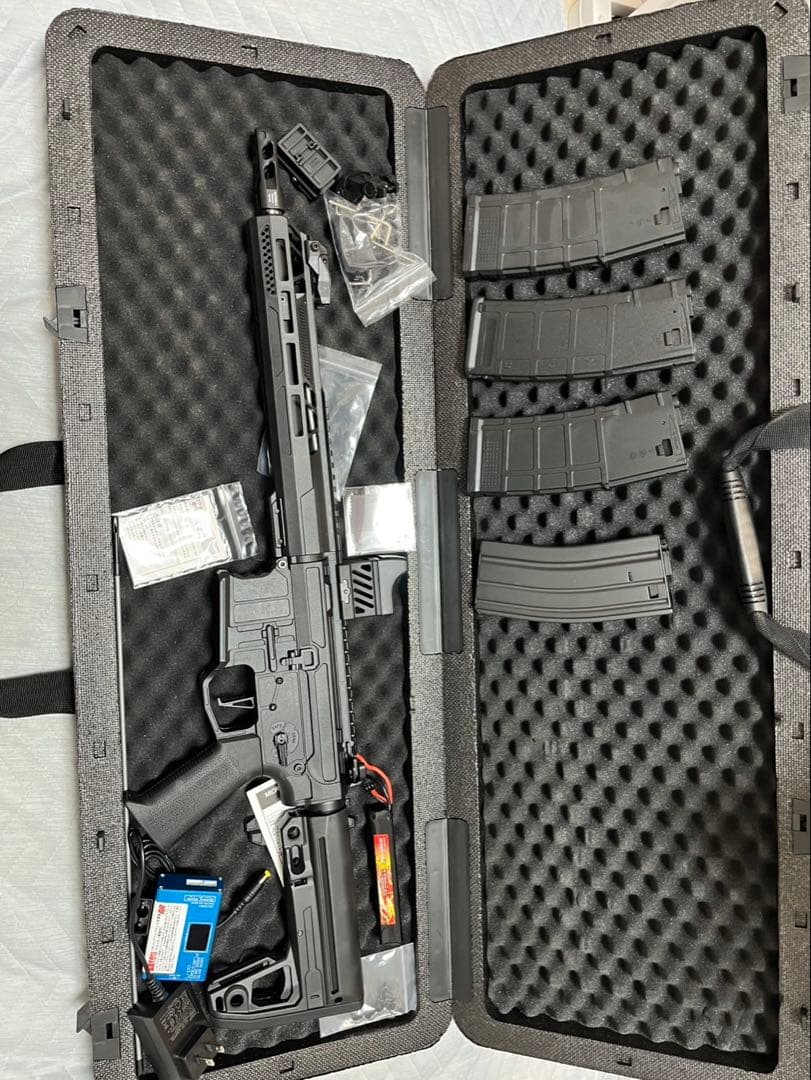 大幅最終値下げ!!AR-15電動ガンBATONバッテリードットサイトマガジン4個