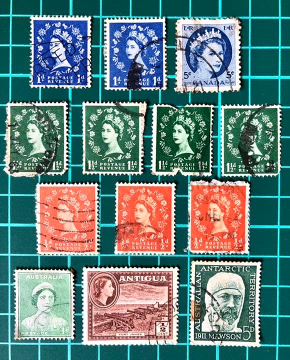 エリザベス女王他各種切手 13枚セット