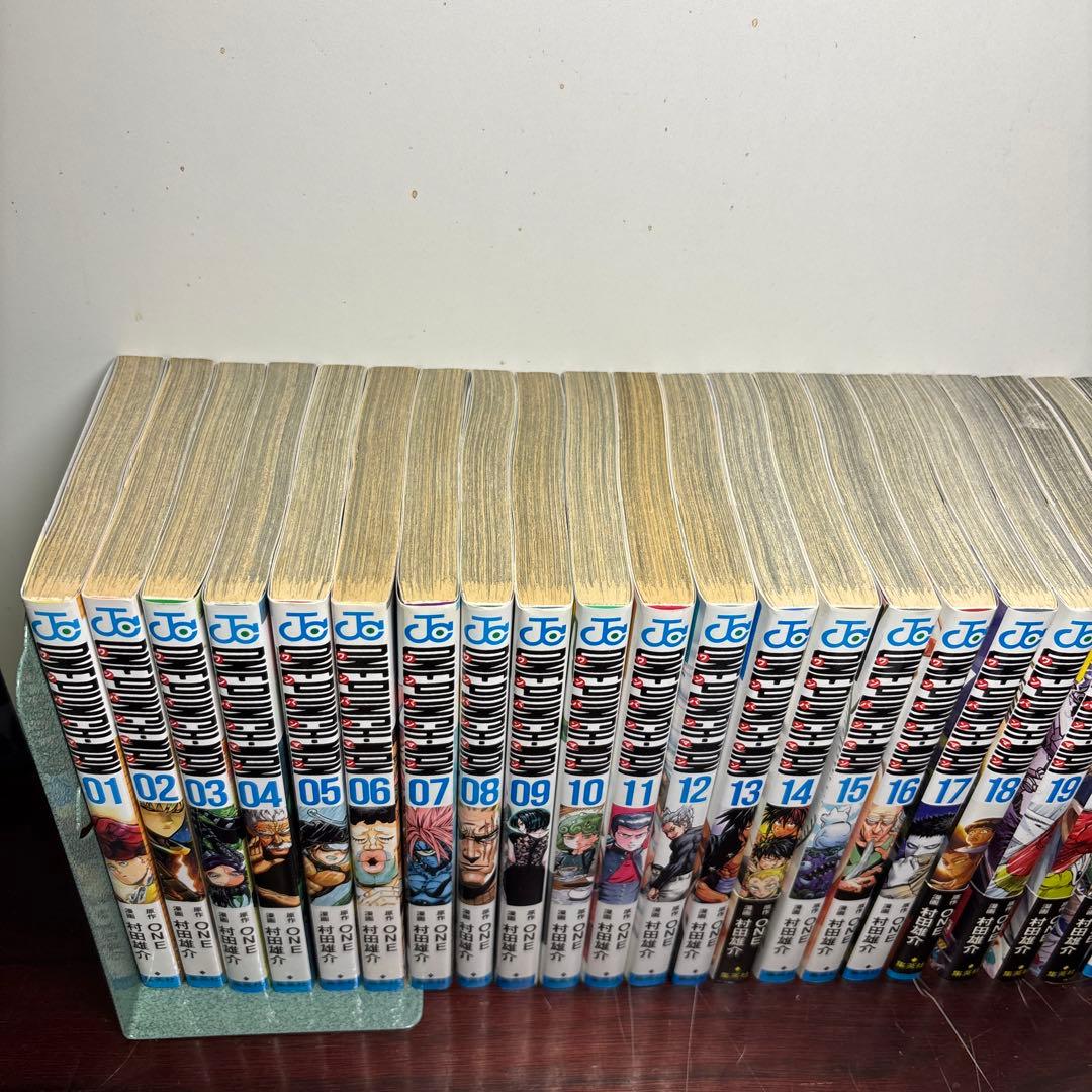 ワンパンマン 1〜35巻 全巻セット ヒーロー大全 バーサス 1巻付き