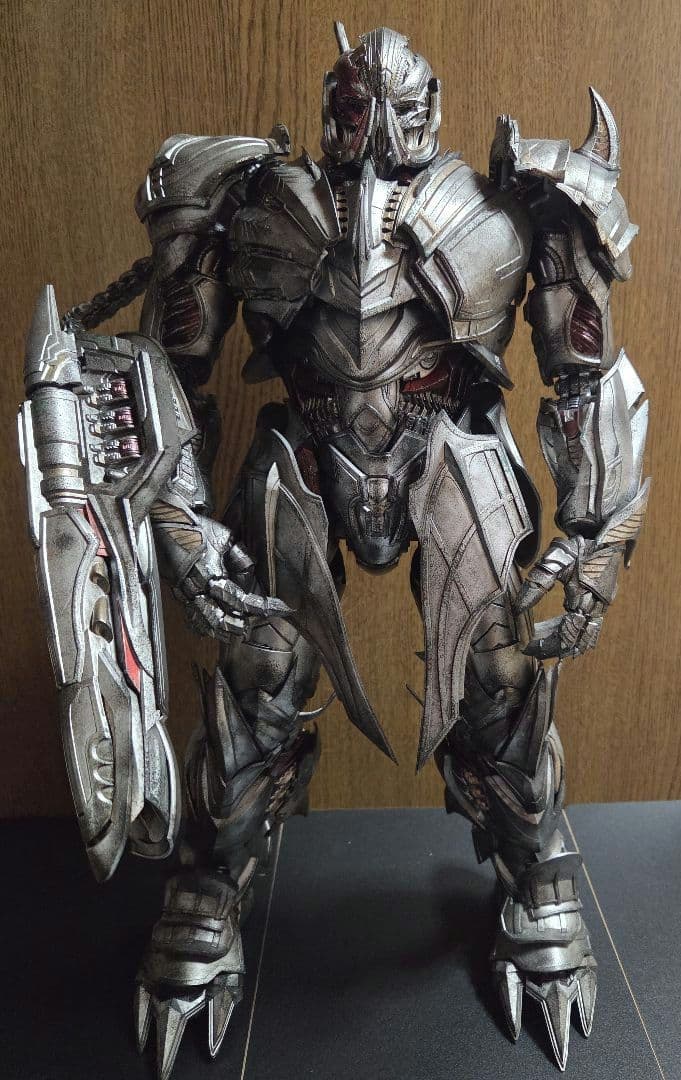 トランスフォーマー　スリーエー 最後の騎士王 　　DX版メガトロン