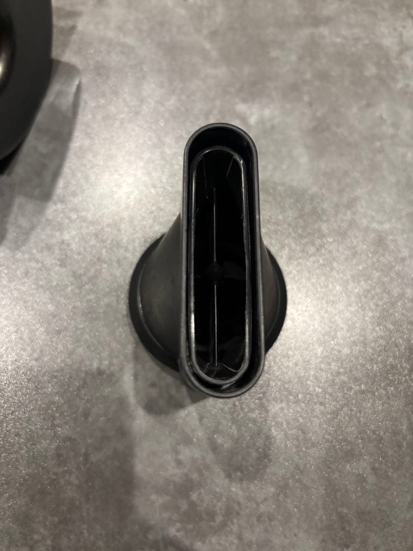 dyson ヘアドライヤー　HD08