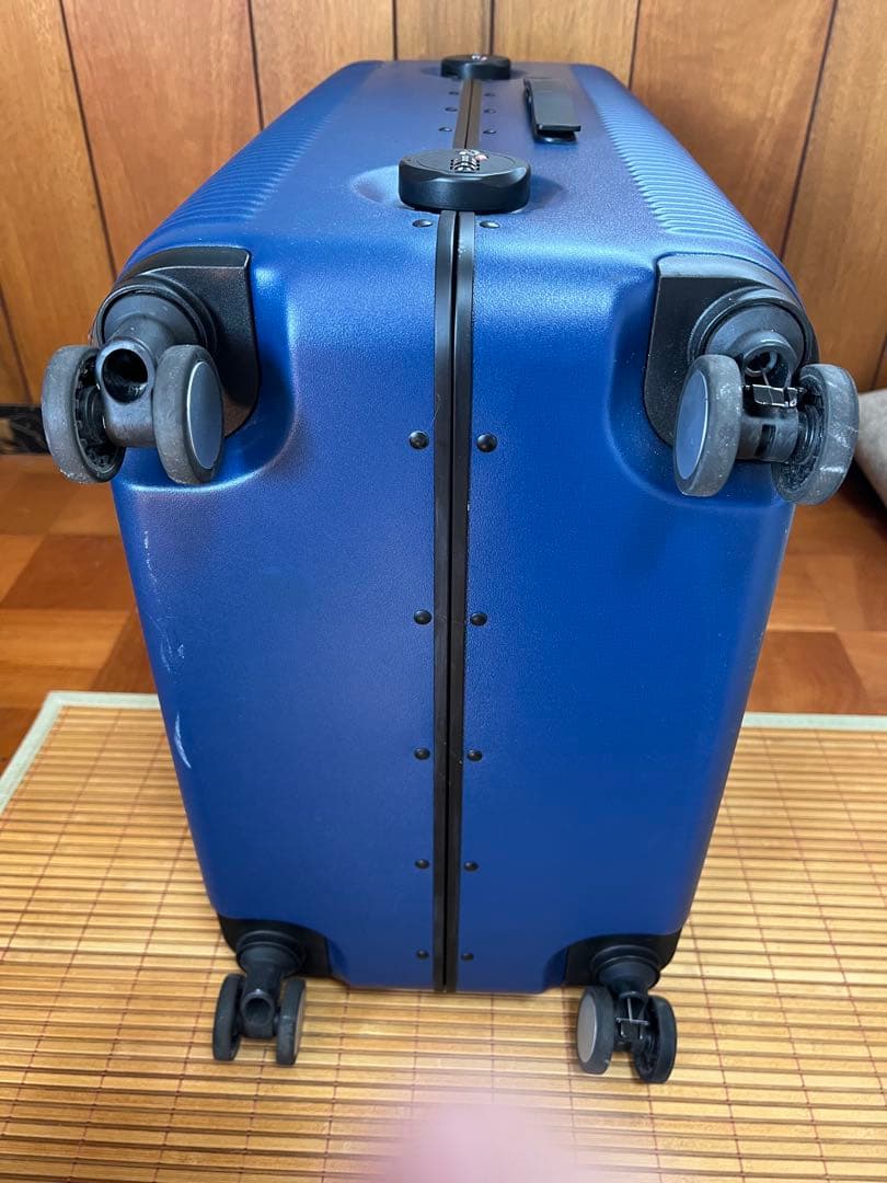 【美品】ace ポリカーボネート キャリーケース 91L 74×52×30cm