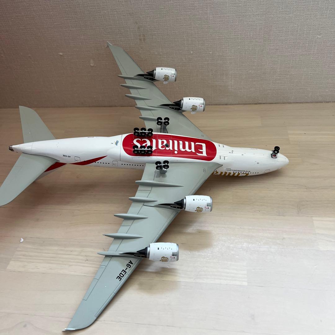 エミレーツ　A380 1/200 used