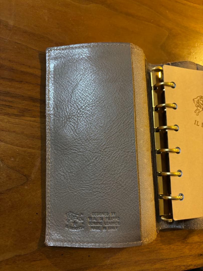 イルビゾンテ　グレー　手帳　スケジュール帳