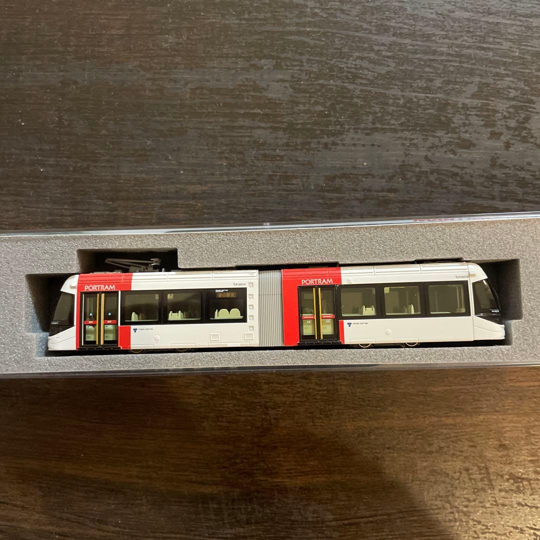 KATO 14-801-1 富山ライトレールTLR0601(赤)