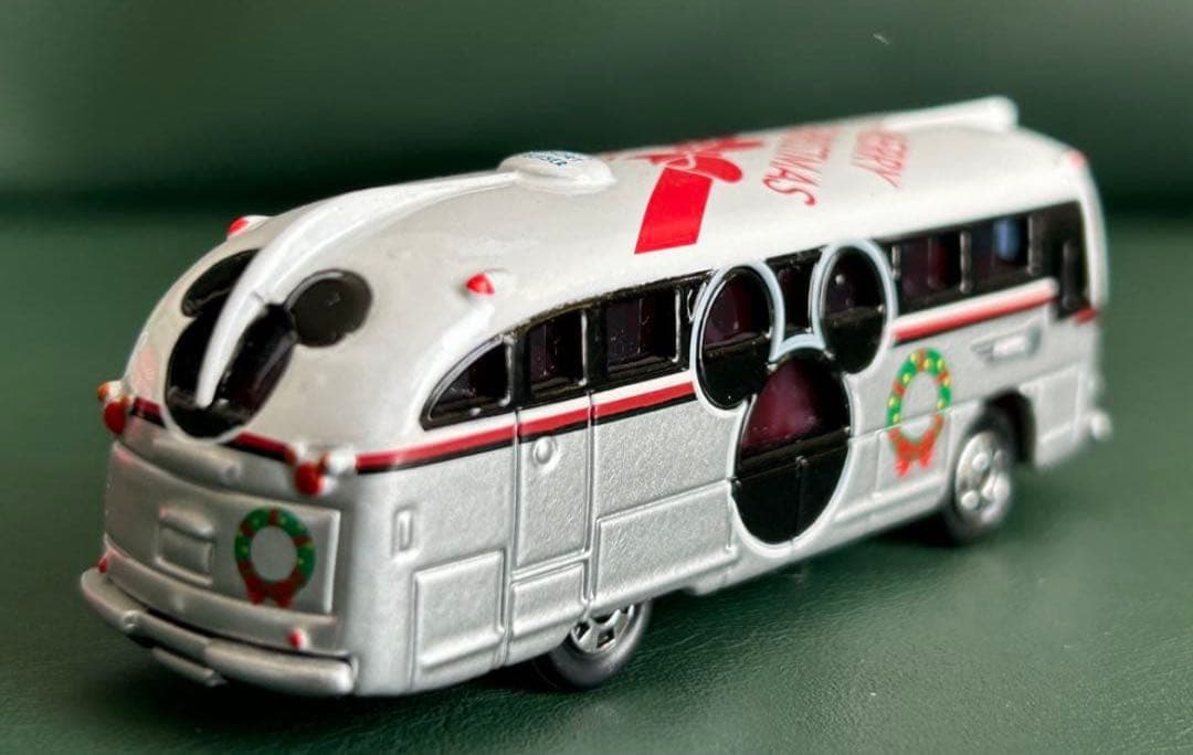 ディズニー トミカ リゾートクルーザー 2007 クリスマス
