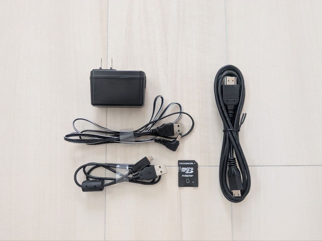 ポテトチップス【美品】Panasonic　HC-W585M　ビデオカメラ