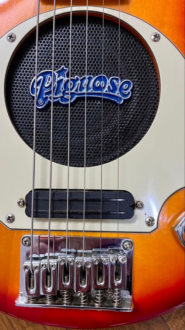 値下げ！Pignose ピグノーズPGG-200 アンプ内蔵型のミニエレキギター