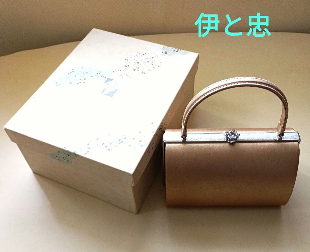 伊と忠 ピンクゴールド 和装用バッグ 箱付き　成人式　フォーマル　結婚式
