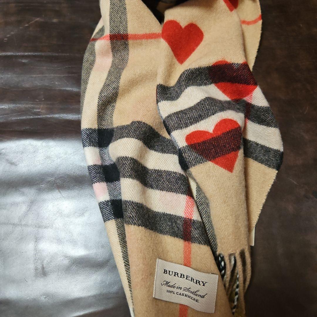 BURBERRY　バーバリー　限定リバーシブルハートマフラー