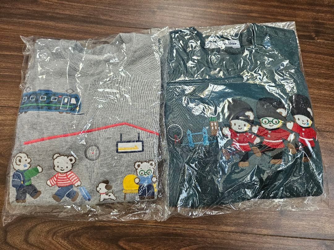 ファミリア　新品　長袖　トレーナー　110