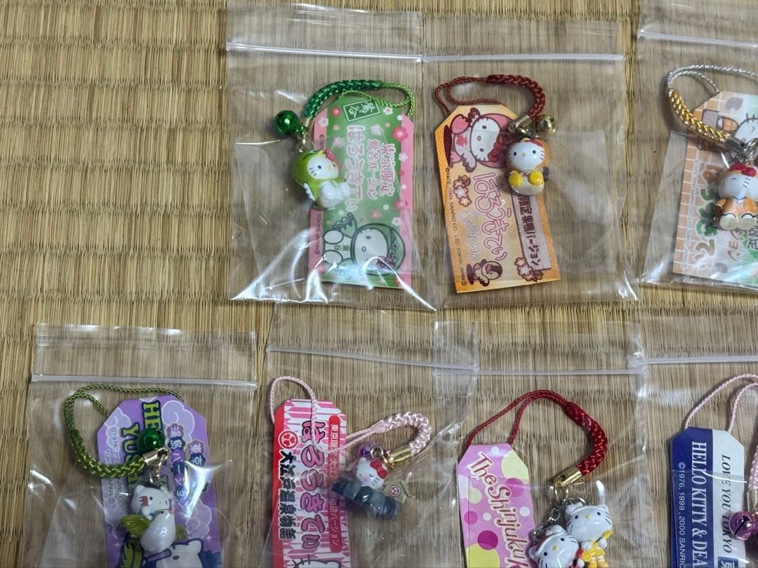 希少レア！ご当地　東京限定ハローキティ 根付け　都心バージョン16個まとめ売り