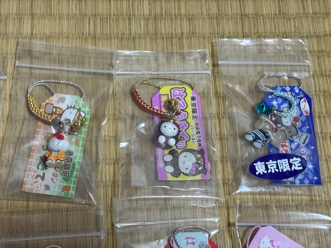 希少レア！ご当地　東京限定ハローキティ 根付け　都心バージョン16個まとめ売り