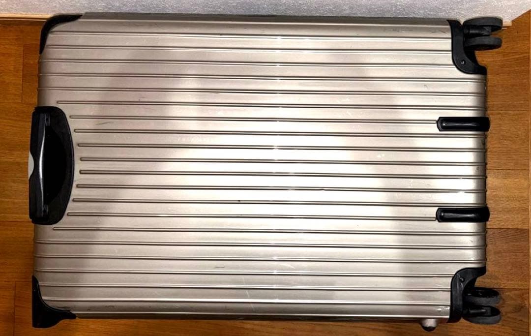 RIMOWAリモワ キャリーバッグ 4輪 ポリカーボネート