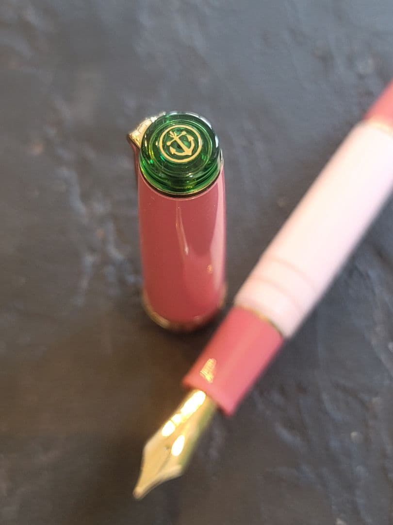 ❁⃘*.゜ プロフェッショナルギア スリムミニ 静岡苺 F 箱なし。美品です。